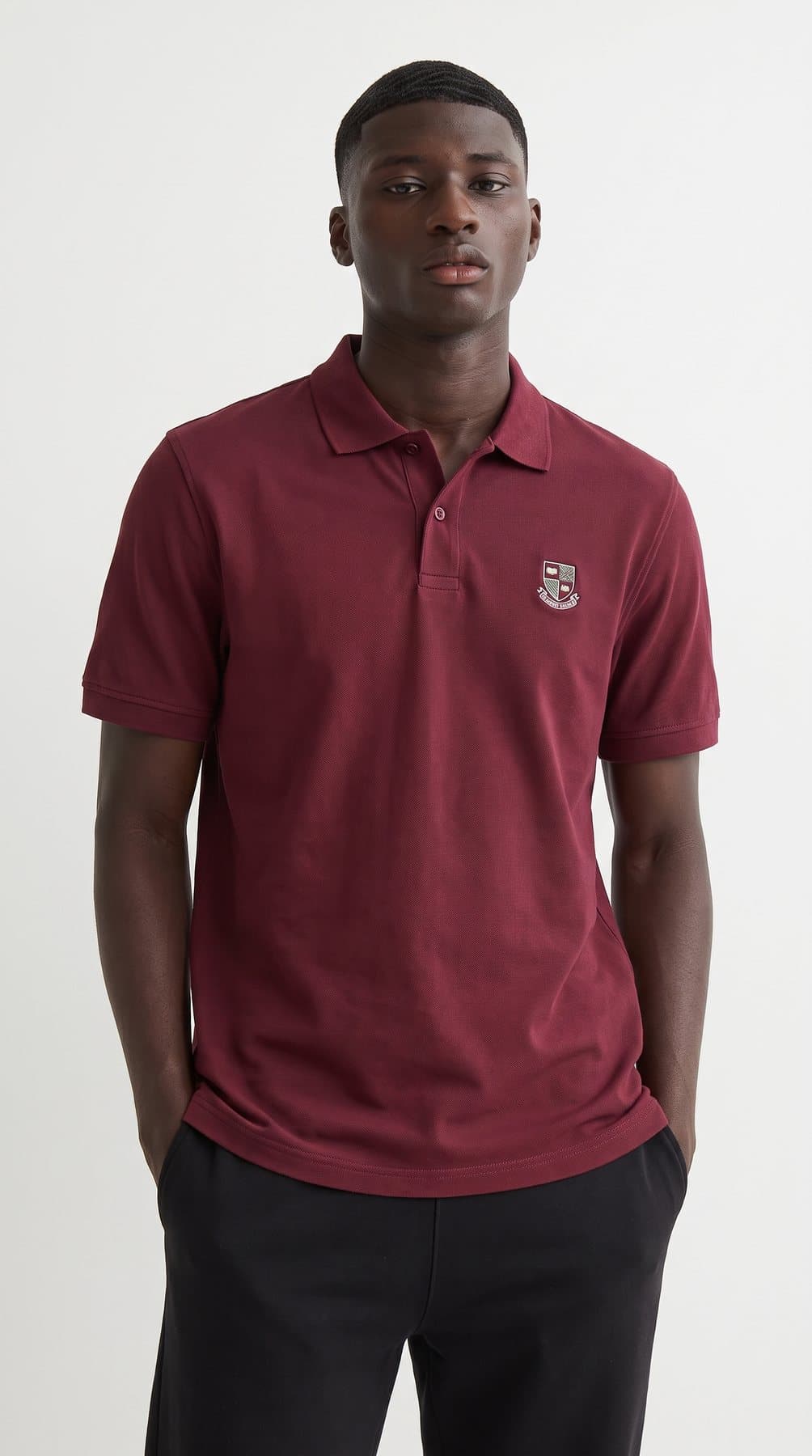 Élève portant l'uniforme SHUNAAM