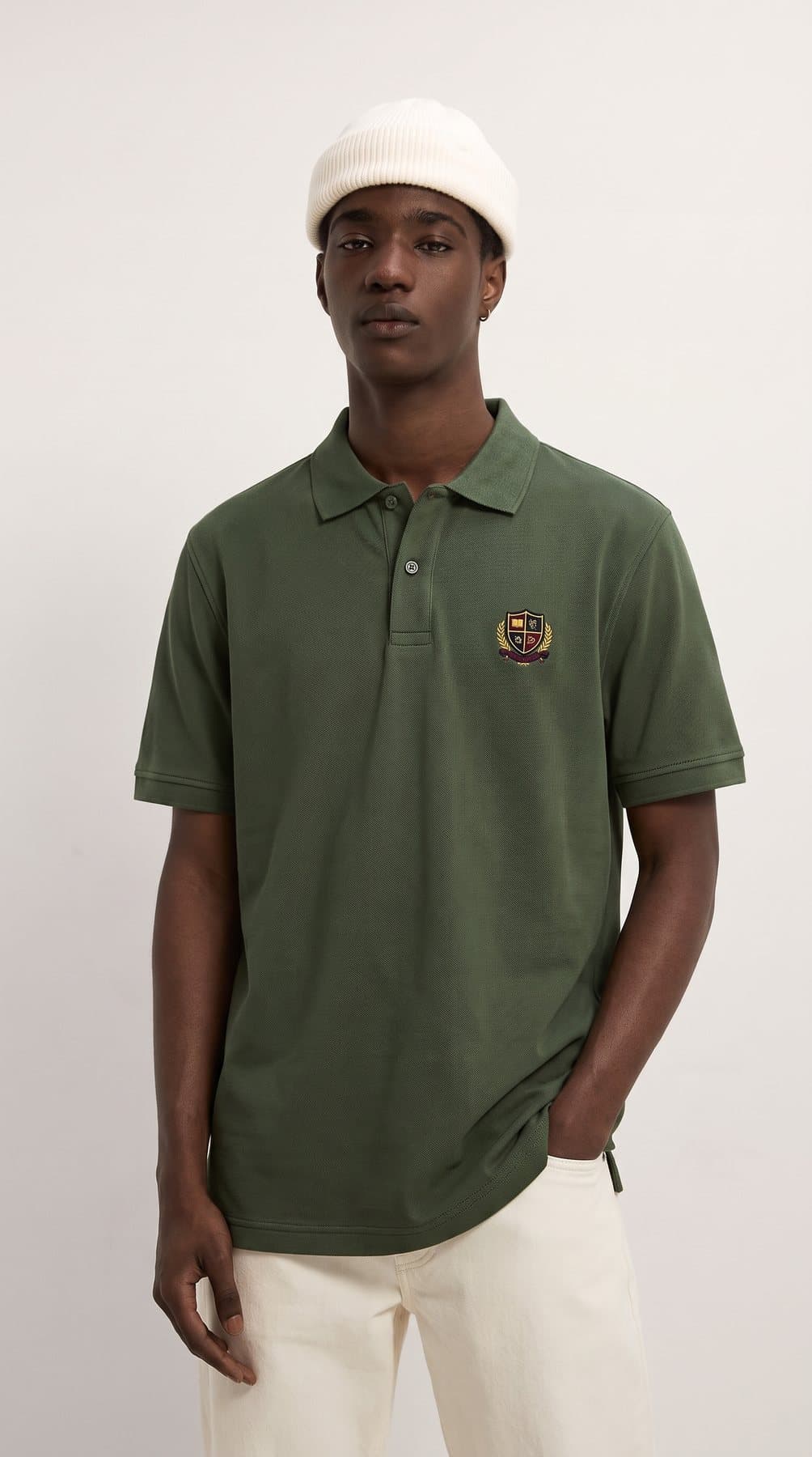 Élève portant l'uniforme SHUNAAM, campagne Rentrée Scolaire 2026